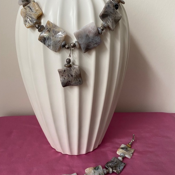 Natural Stone Hand Crafted Necklace and Bracelet - Picture 7 of 7